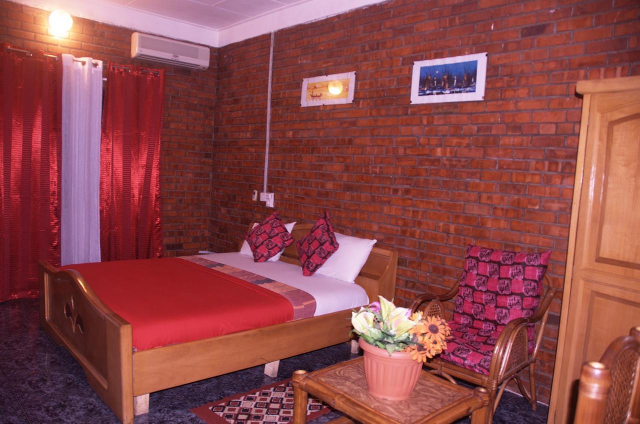 Joy Family Lodge Amasaman Экстерьер фото